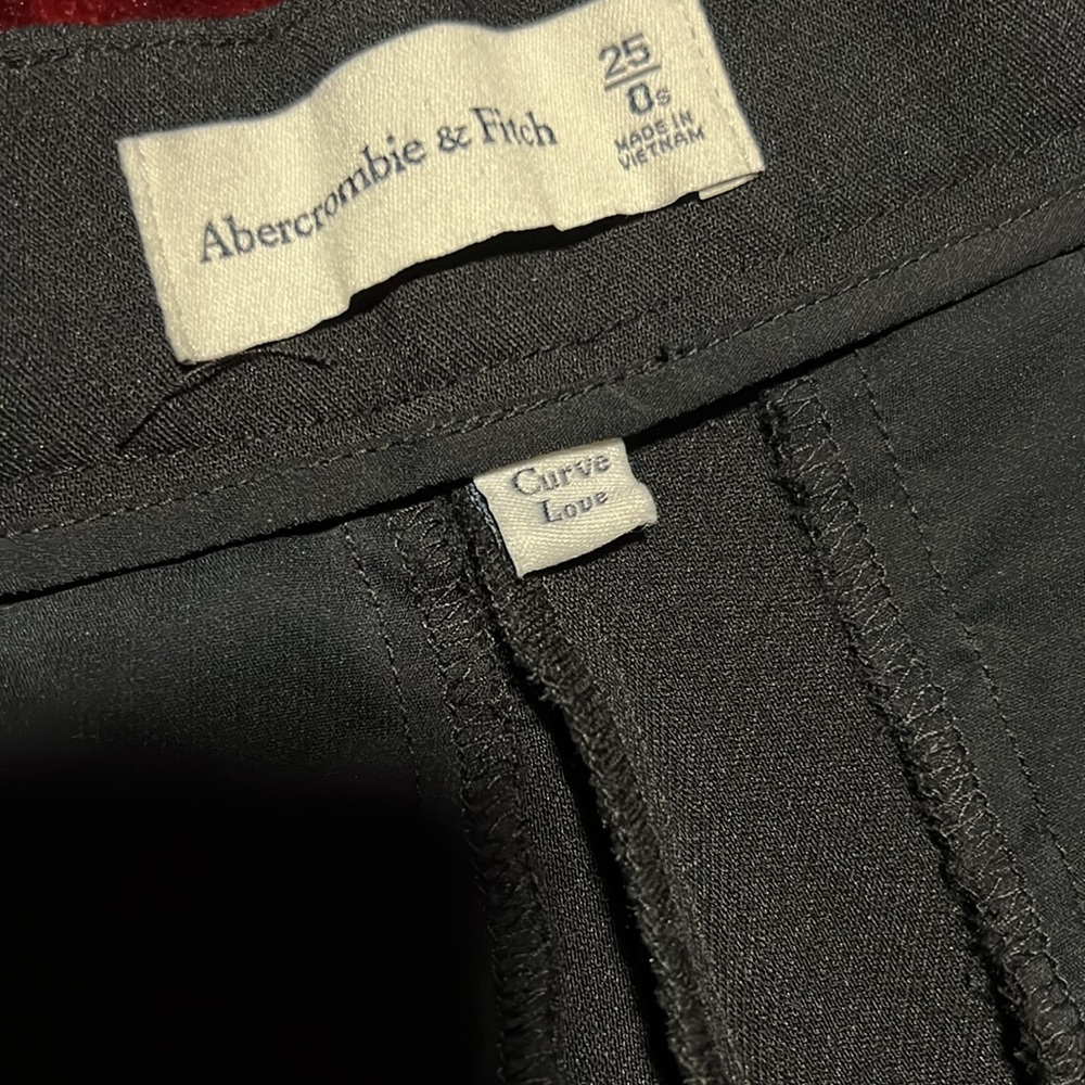Pants - Picture 4 of 9